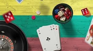 Người chơi Việt Nam tham gia bàn baccarat live casino trên điện thoại tại 19 win